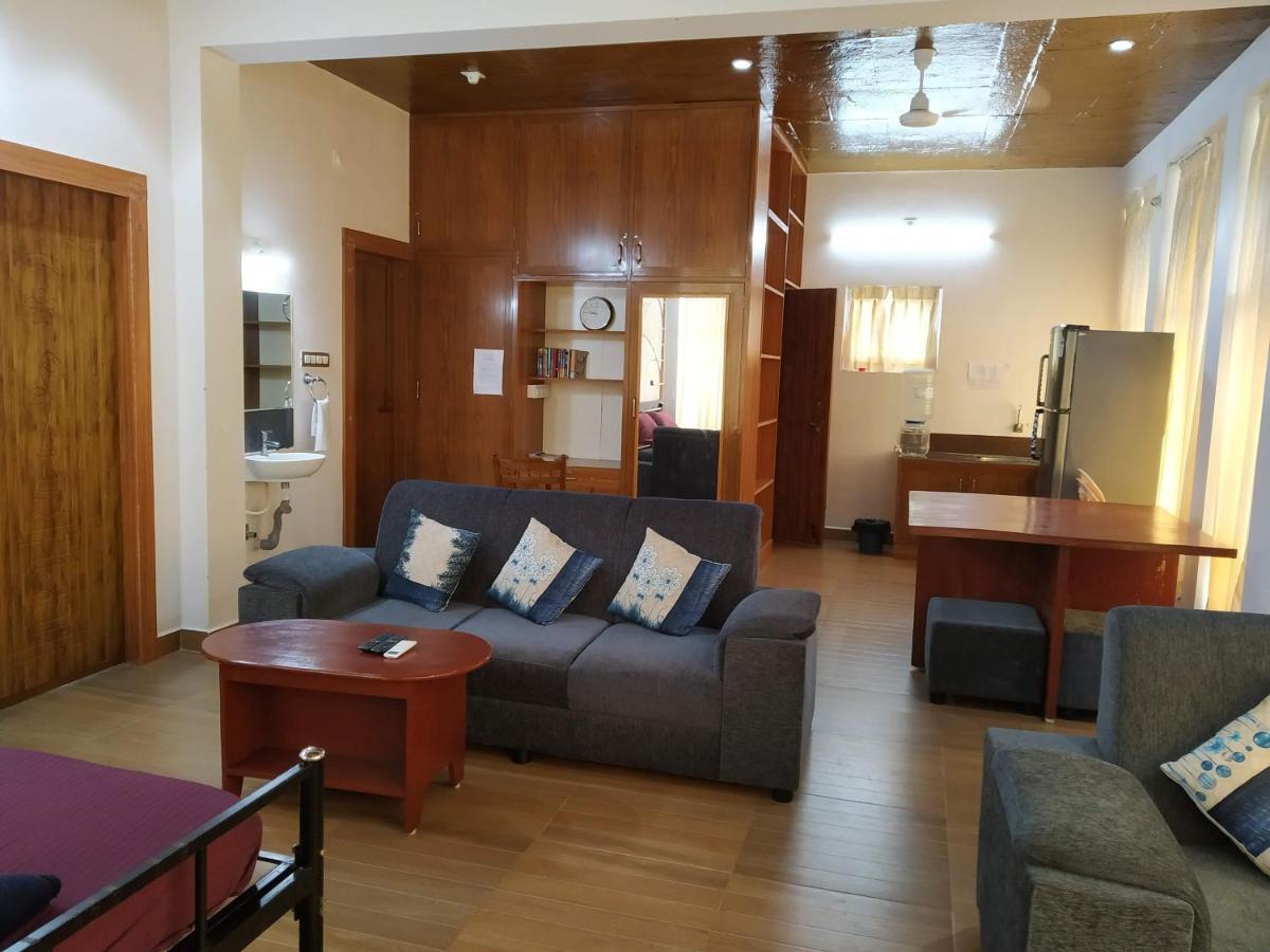 Waves Beach House Pondicherry Exterior foto
